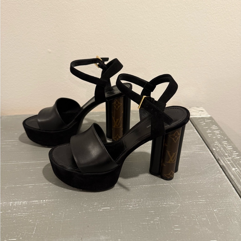 Louis Vuitton Black Platform Sandals with Chunky Heel